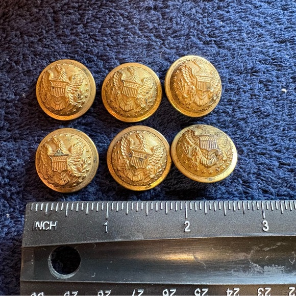 6 Matching 1870-1920 WWI US Army Eagle Brass Buttons Scovill Mfg. Co. Waterbury - Picture 2 of 5